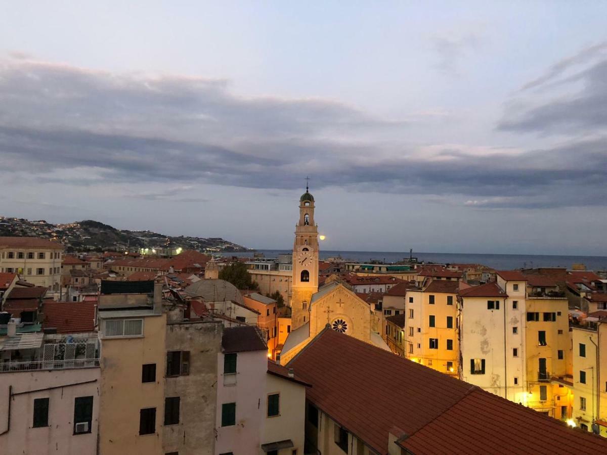 Appartamento Bellavista Con Parking Privato, A Un Passo Dal Teatro Ariston 산레모 외부 사진